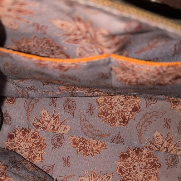 HOBO Grey Leather With Dark Brown Shoulder Strap - Nwot - Picture 13 of 14